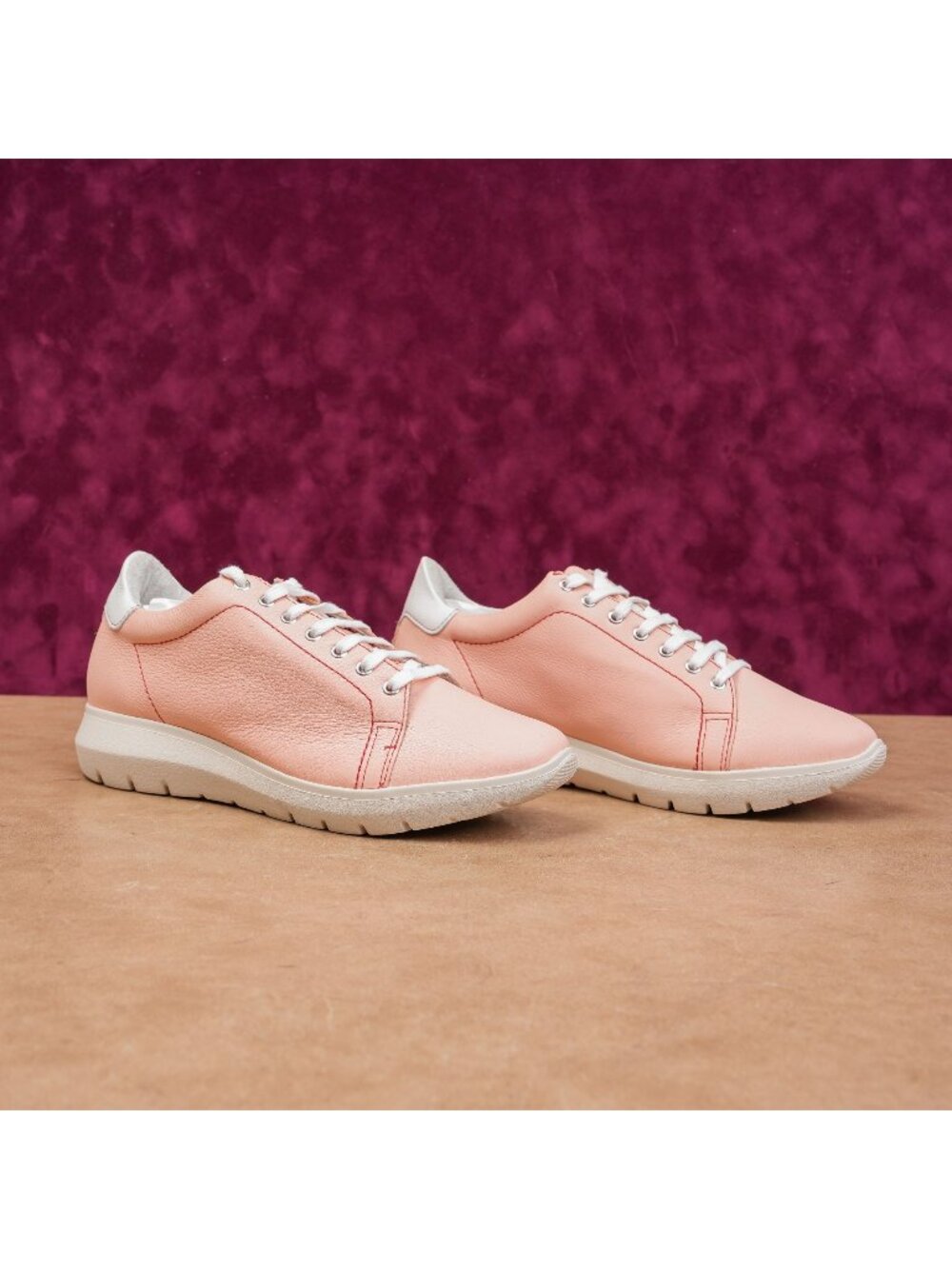 Marc Joseph Women Rose Leather Lace-up Comfort Summer Sneakers size 9
